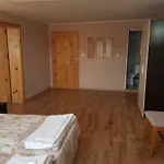 Yana 3*