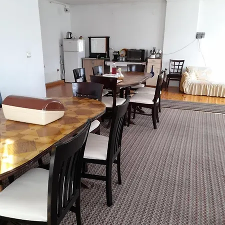Yana Guest house 3*